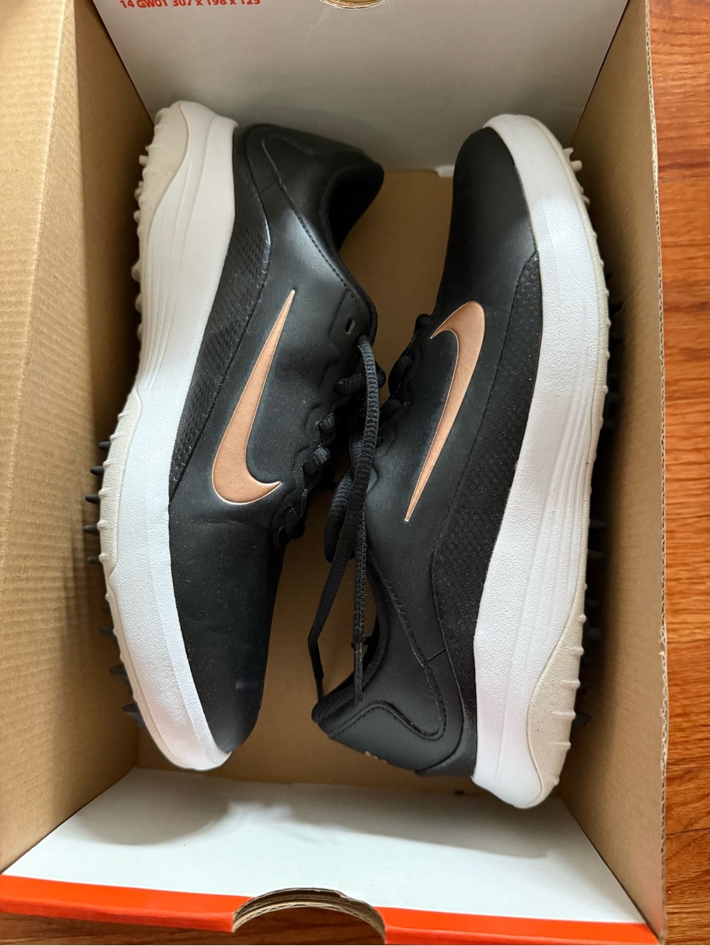 Nike Vapor Spikeless Golf Shoe Black/Metallic Bronze  AQ2324-001 Women Sz 9